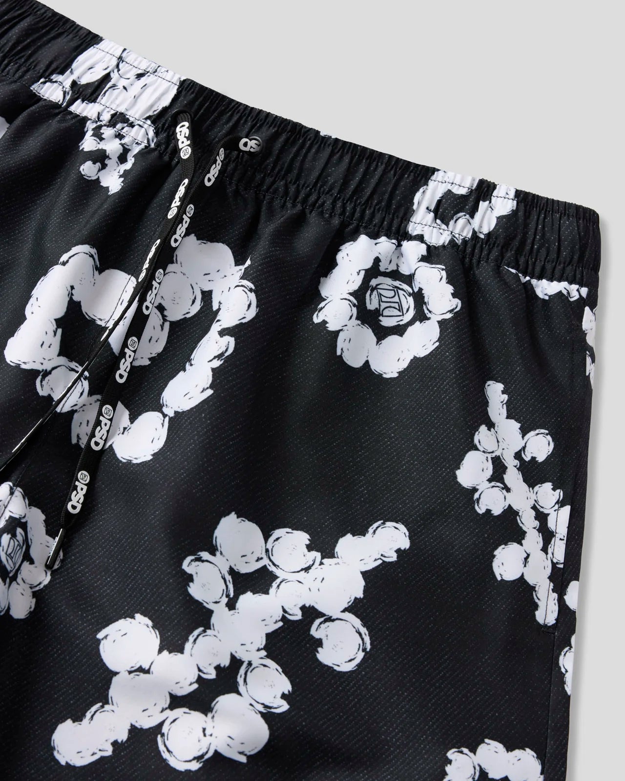 Cloud Drop Essential Short - Image 6